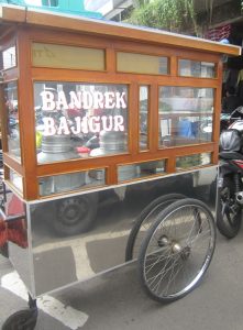 Penjual bandrek dan bajigur